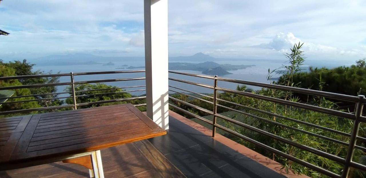 The Carmelence View Bed & Breakfast Tagaytay City Exterior photo