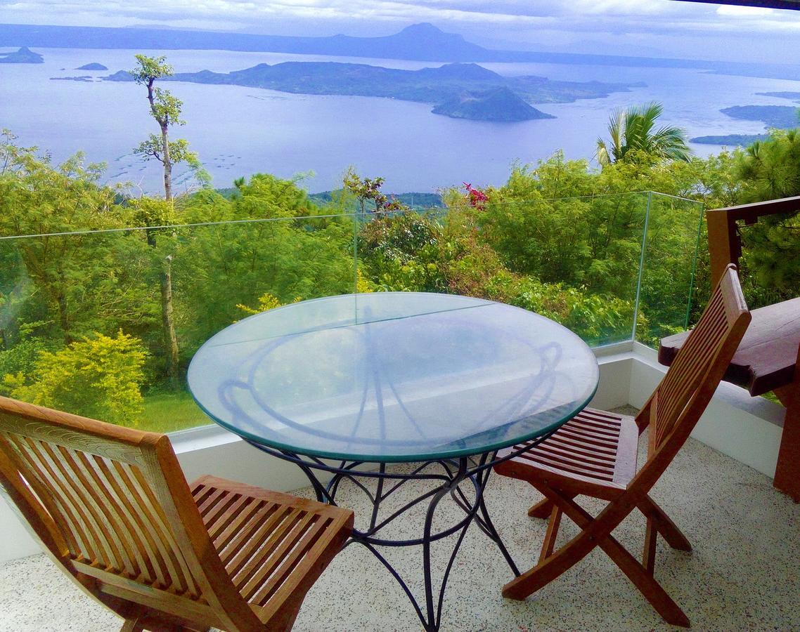 The Carmelence View Bed & Breakfast Tagaytay City Exterior photo