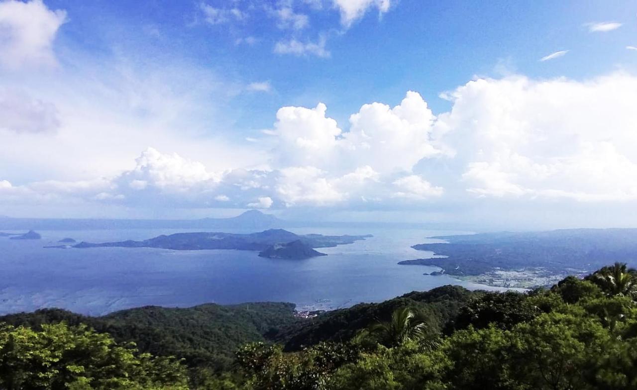 The Carmelence View Bed & Breakfast Tagaytay City Exterior photo