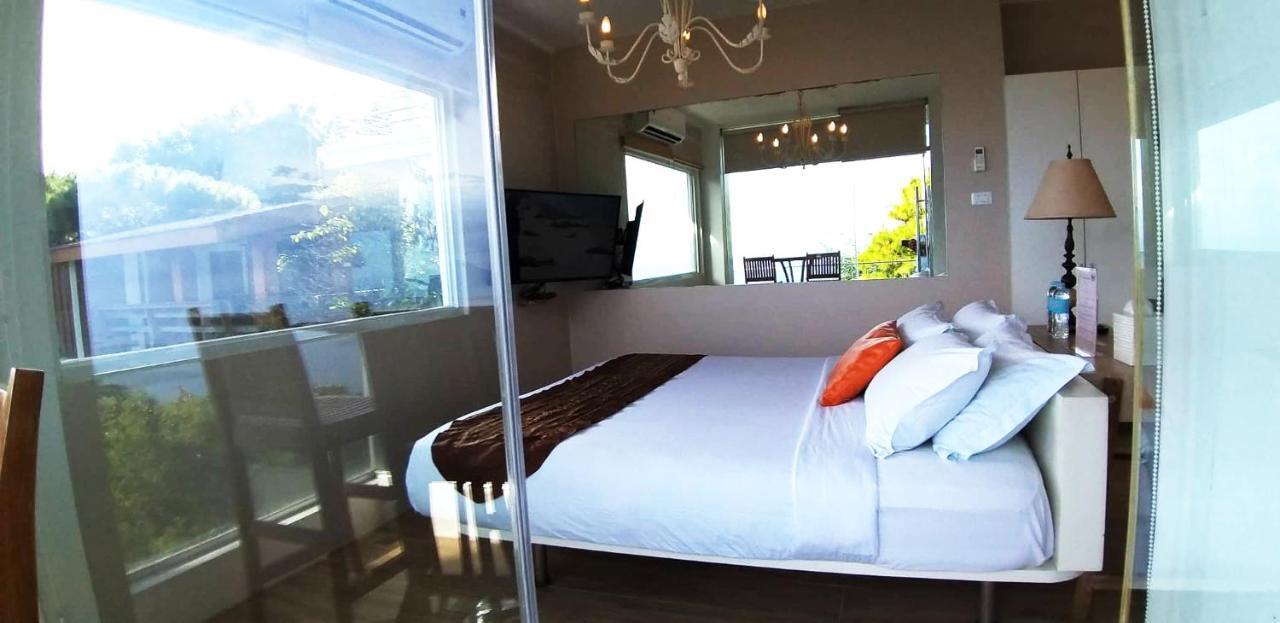 The Carmelence View Bed & Breakfast Tagaytay City Exterior photo