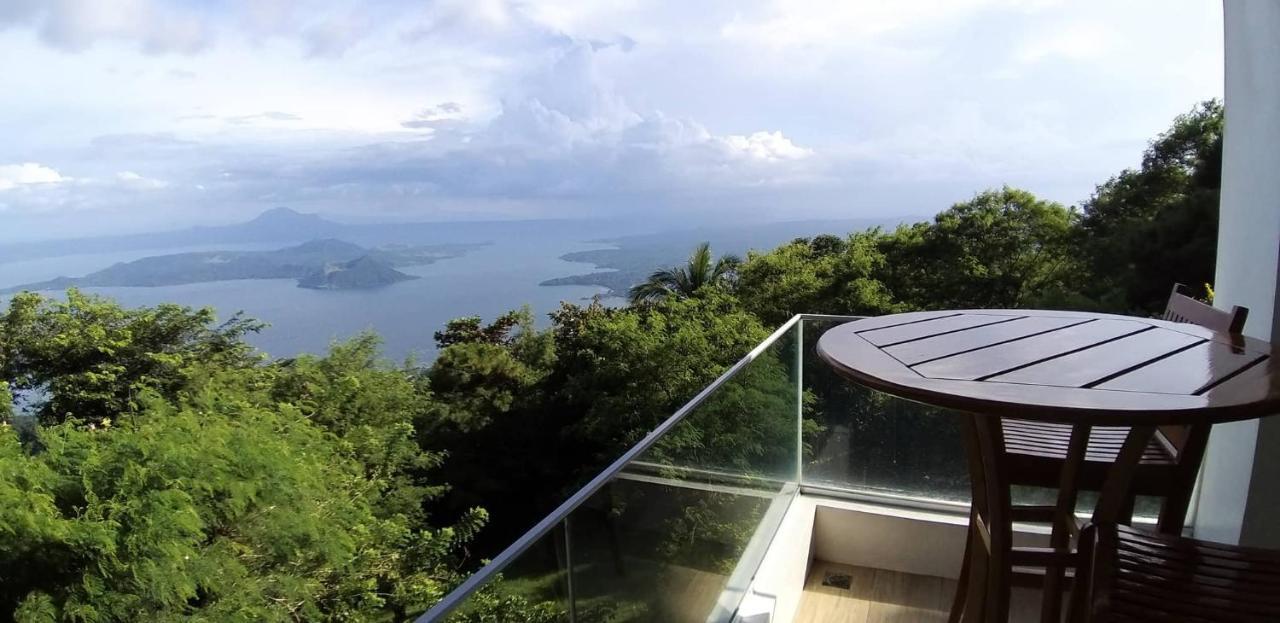 The Carmelence View Bed & Breakfast Tagaytay City Exterior photo